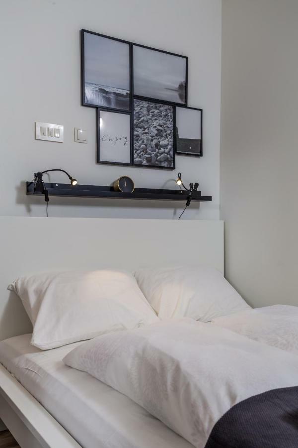 Room Andrea Rijeka Buitenkant foto